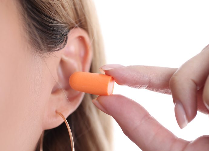 Sfaturi pentru utilizarea eficienta a dopurilor de urechi pentru o concentrare optima