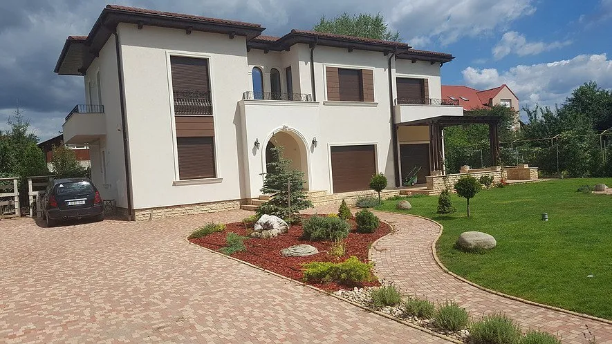 pavaje-noi-casa-brasov